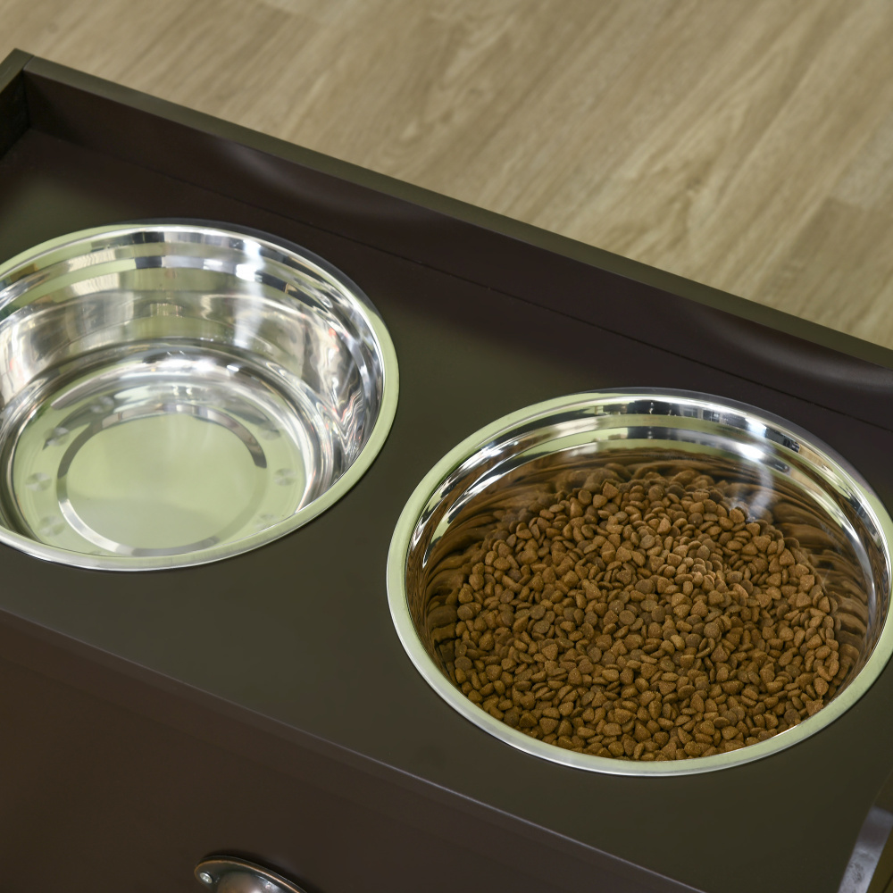 Dog food station with storage  - Food Storage Locker reseña y precio