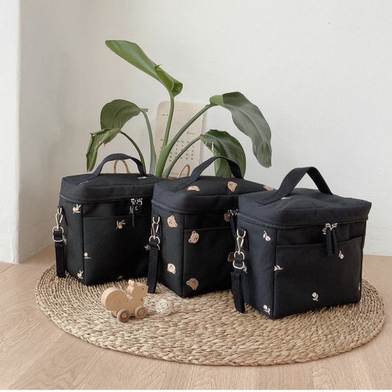 Bear Embroidery Baby Stroller  - Food Storage Moms reseña y precio
